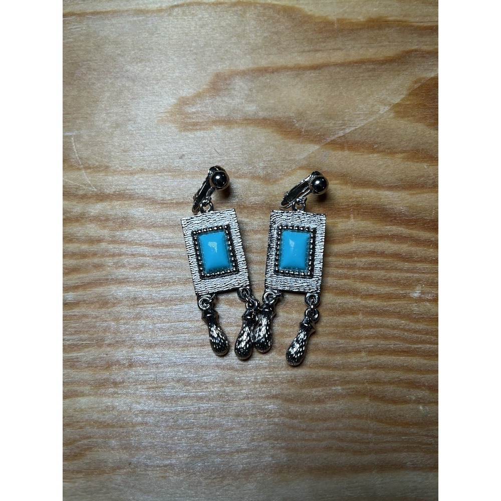 Sarah Coventry Silver‎ Tone Faux Turquoise Blue Stone Clip On Dangle Earrings